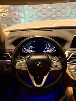 بي ام دبليو الفئة 7